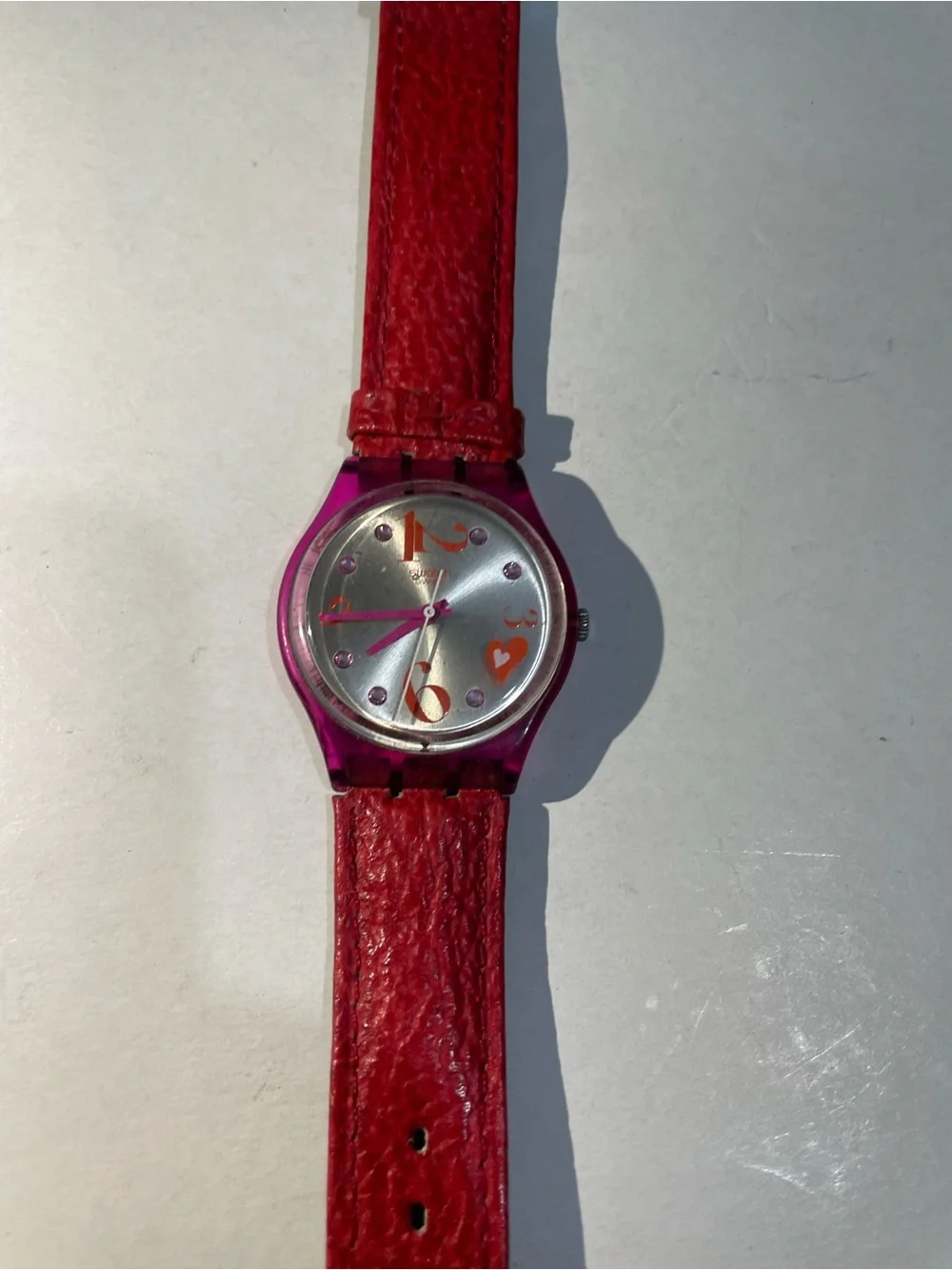 Used Swatch Watch LOVING TWISTER HEARTS GV120 Valentine's Day 2009